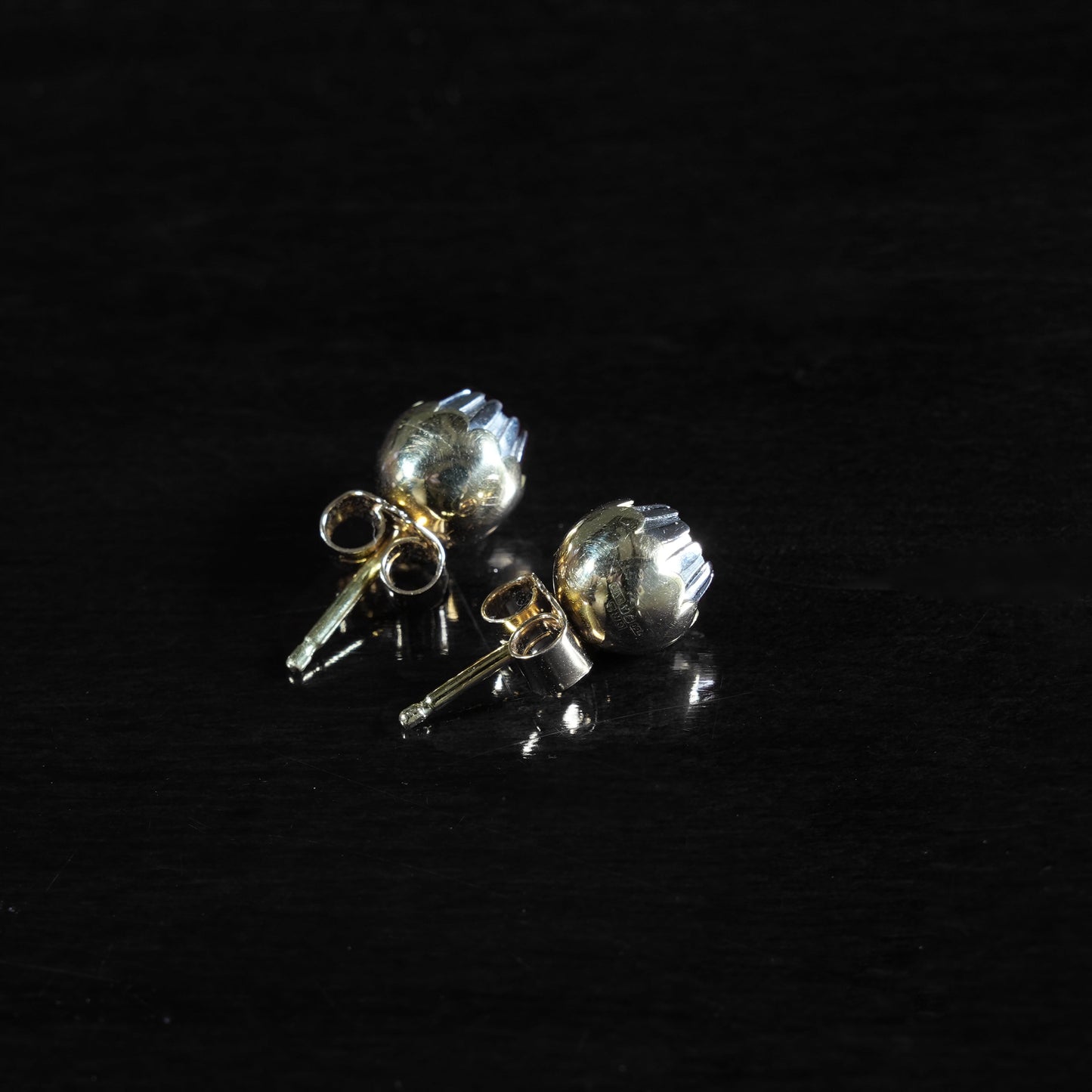Christopher Thompson Royds, Daisy Bud Earrings