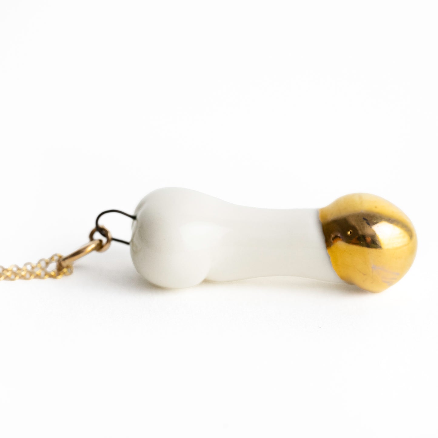 Adele Brydges, Fascinus Phallus Charm