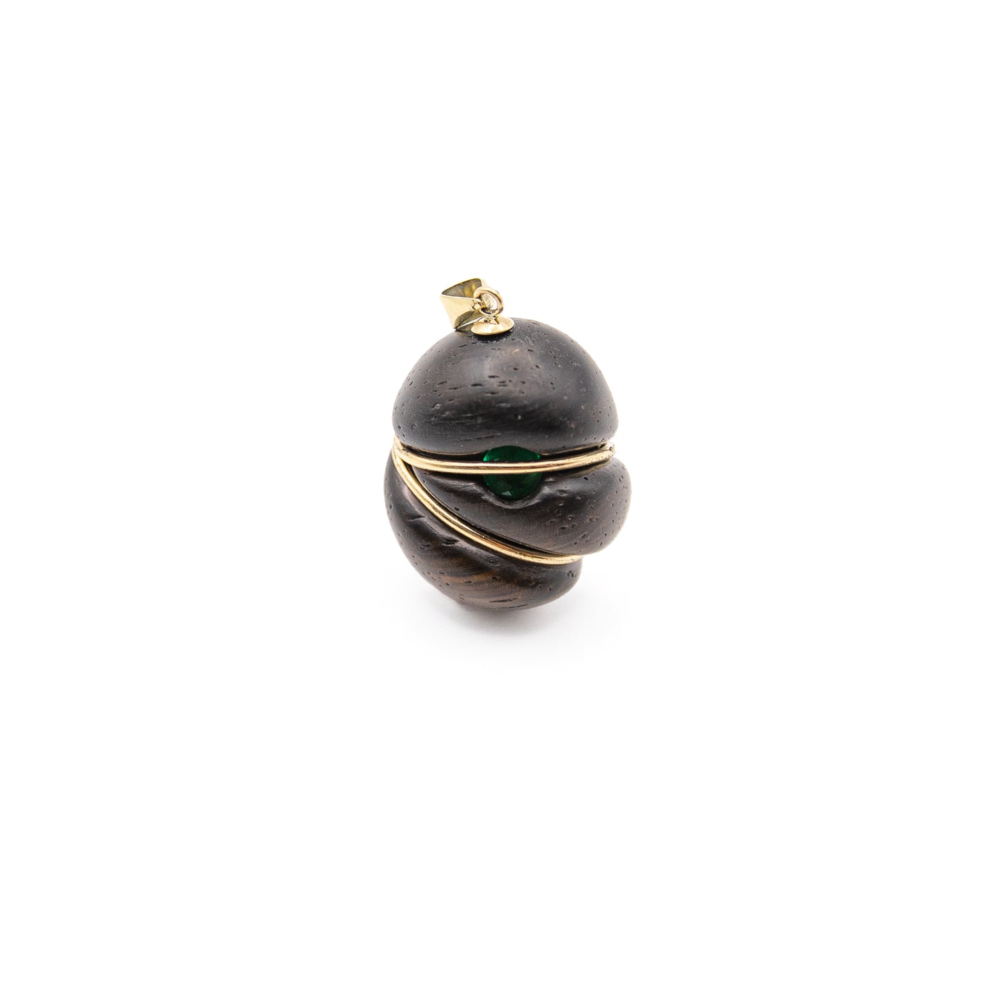 Helena Palmeira, Emerald Wood Pendant