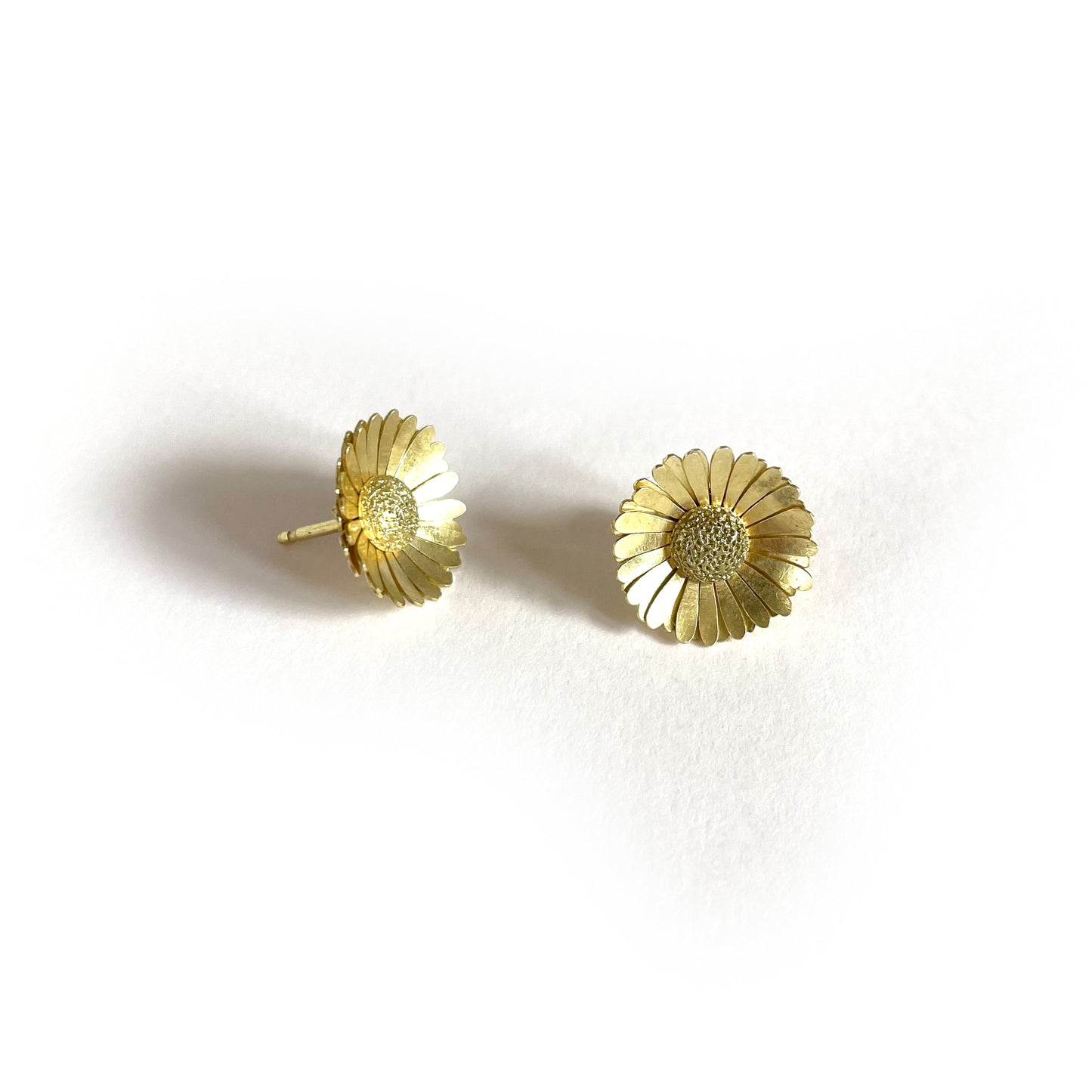 Christopher Thompson-Royds, Daisy: Stud Earrings