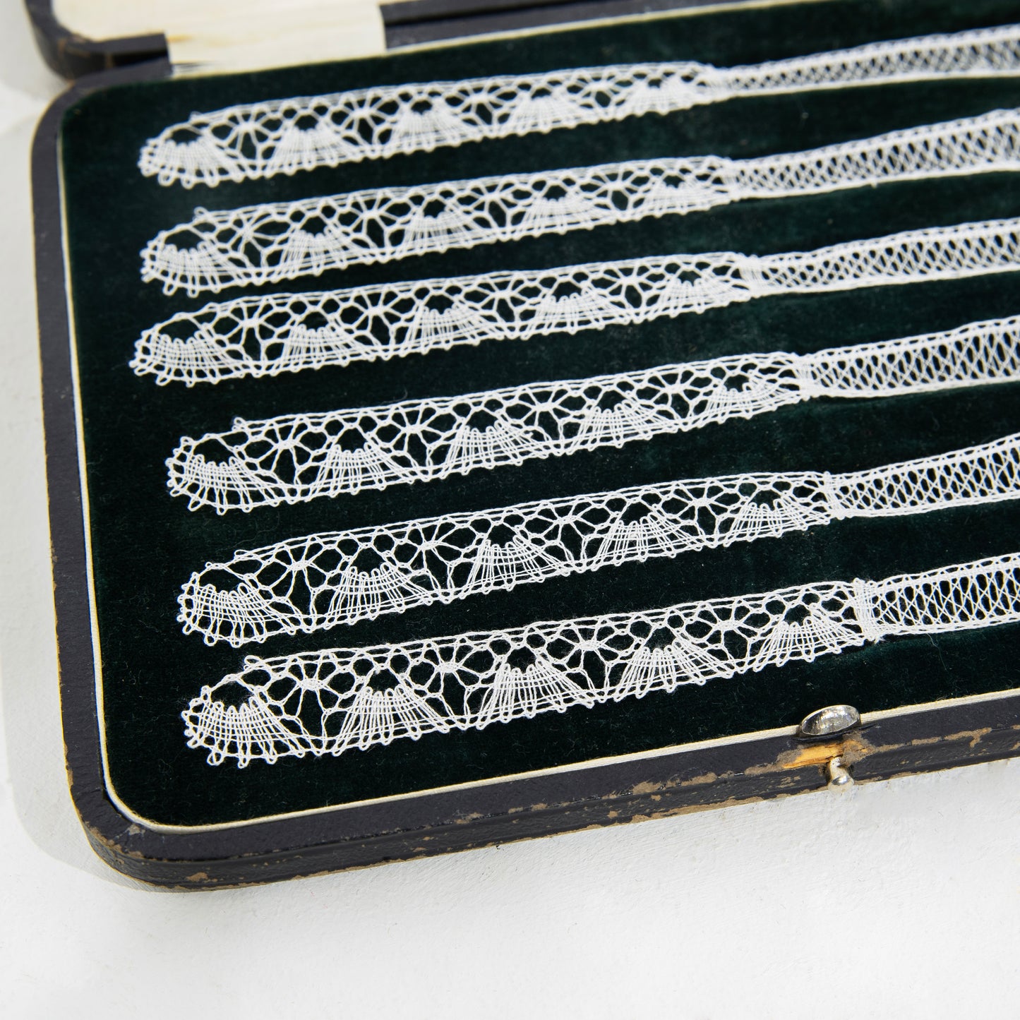 Jingyi Li, The Hidden Drawer - Butter Knife