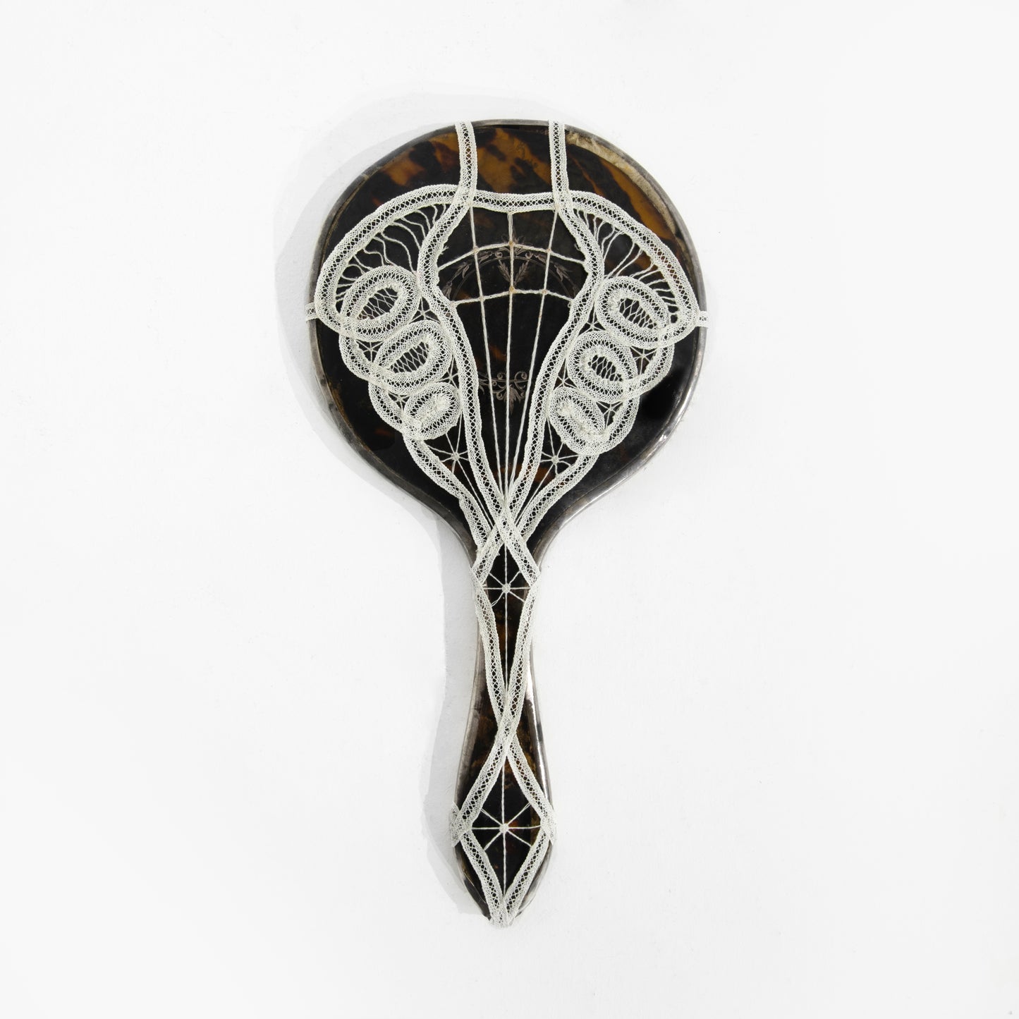 Jingyi Li, The Hidden Drawer - Mirror