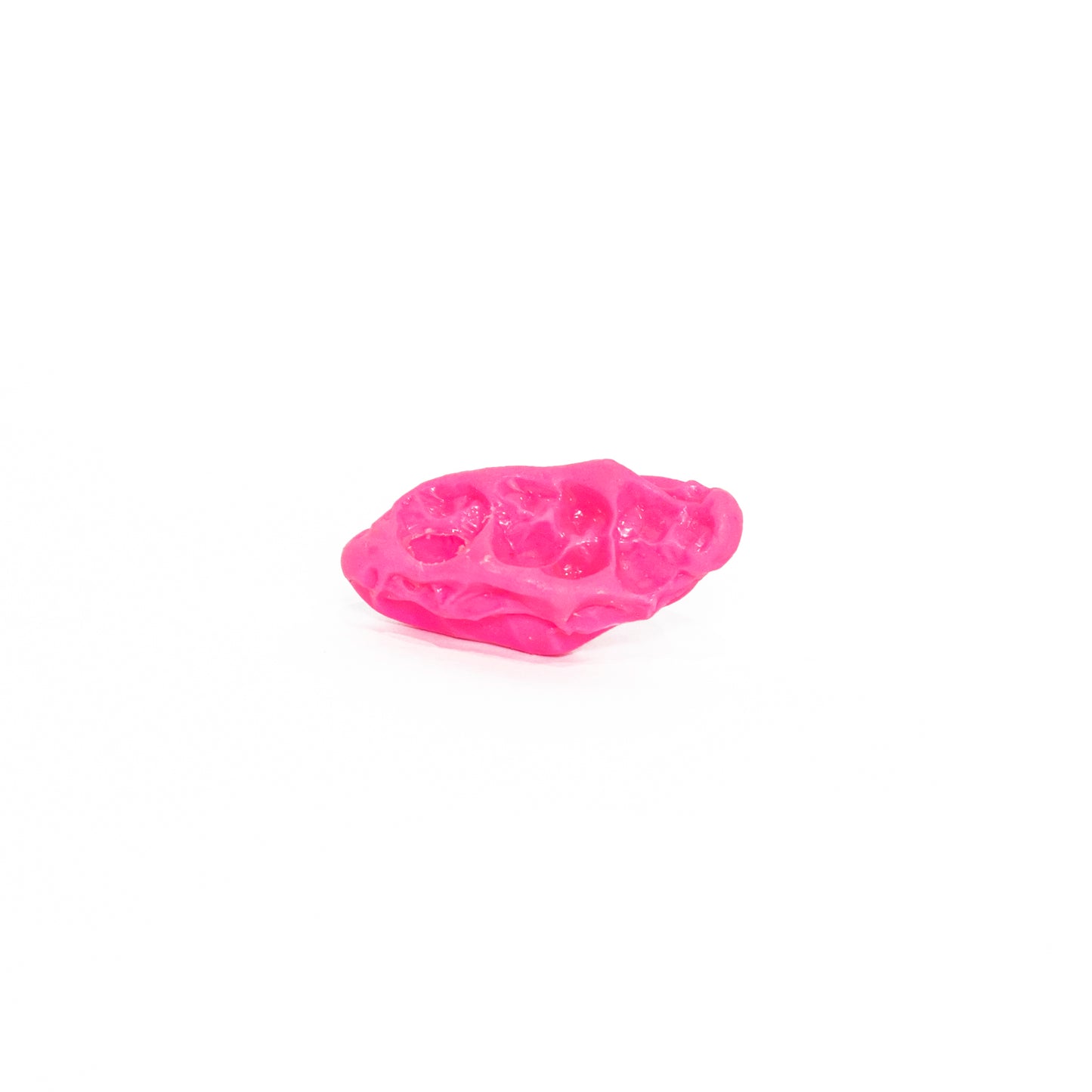 Ella Lynch, Gum Pins