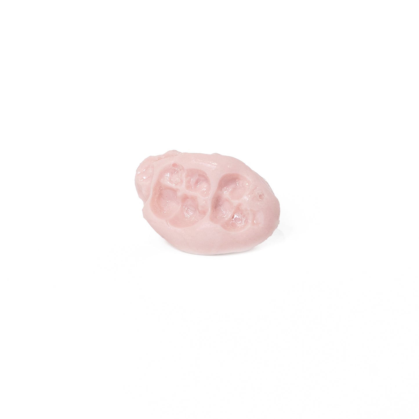 Ella Lynch, Gum Pins