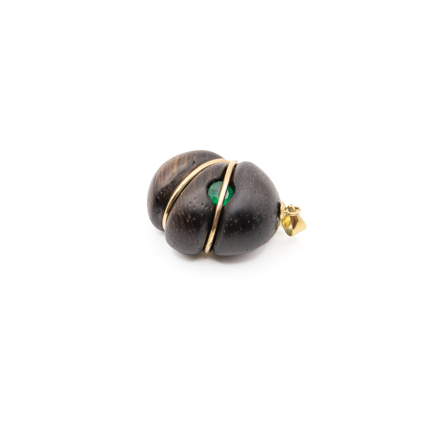 Helena Palmeira, Emerald Wood Pendant