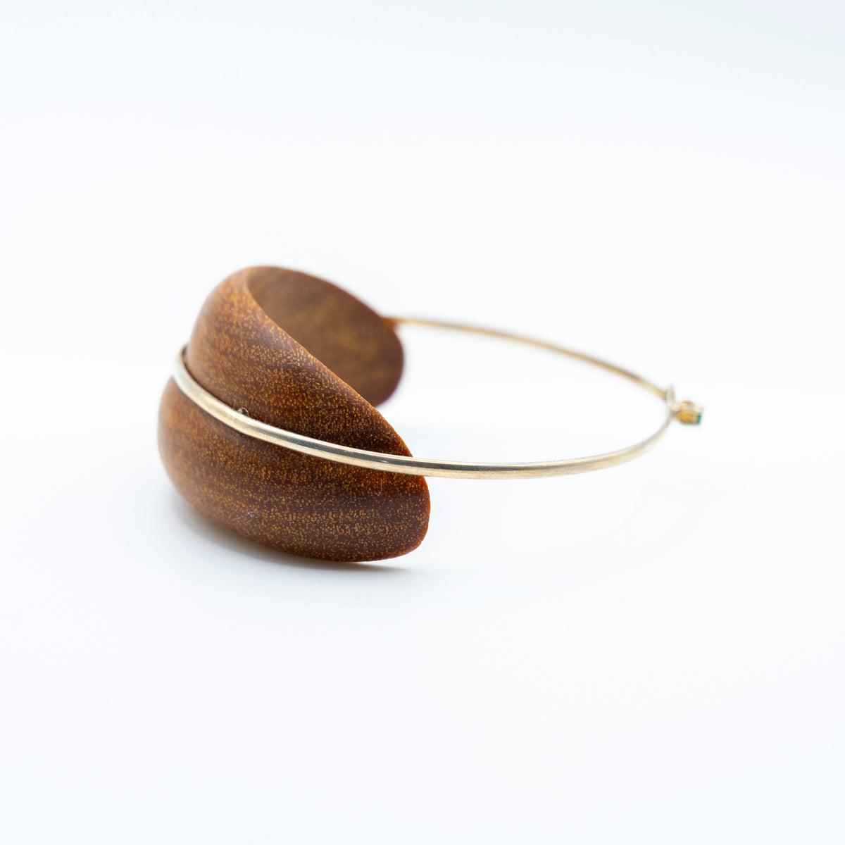 Helena Palmeira, Cumaru Bracelet
