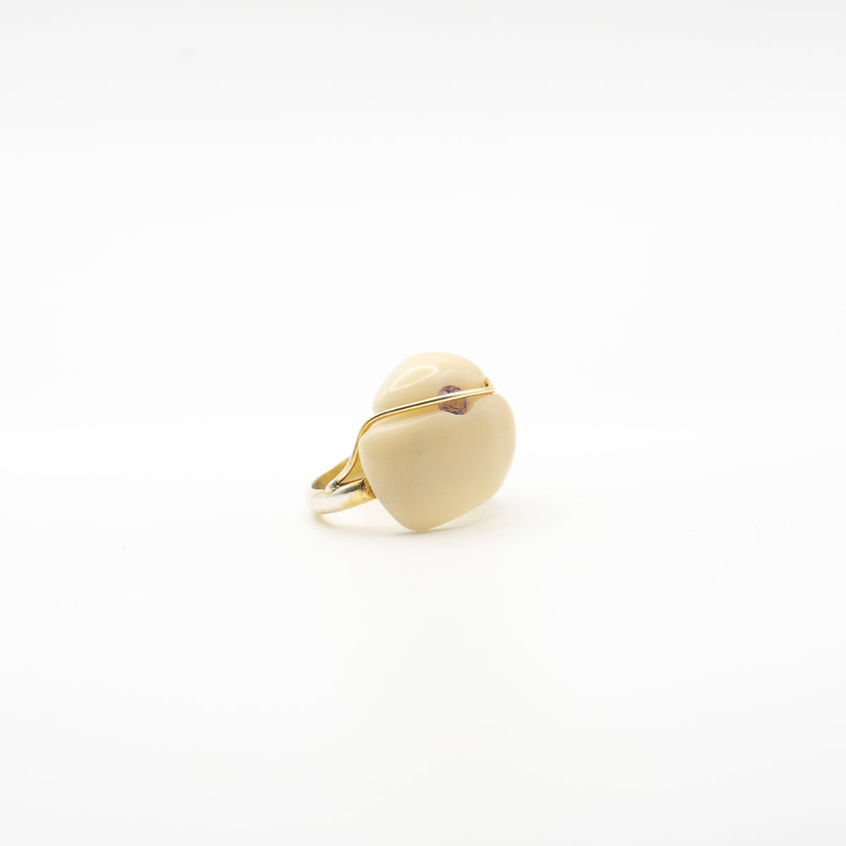 Helena Palmeira, Jarina Ring