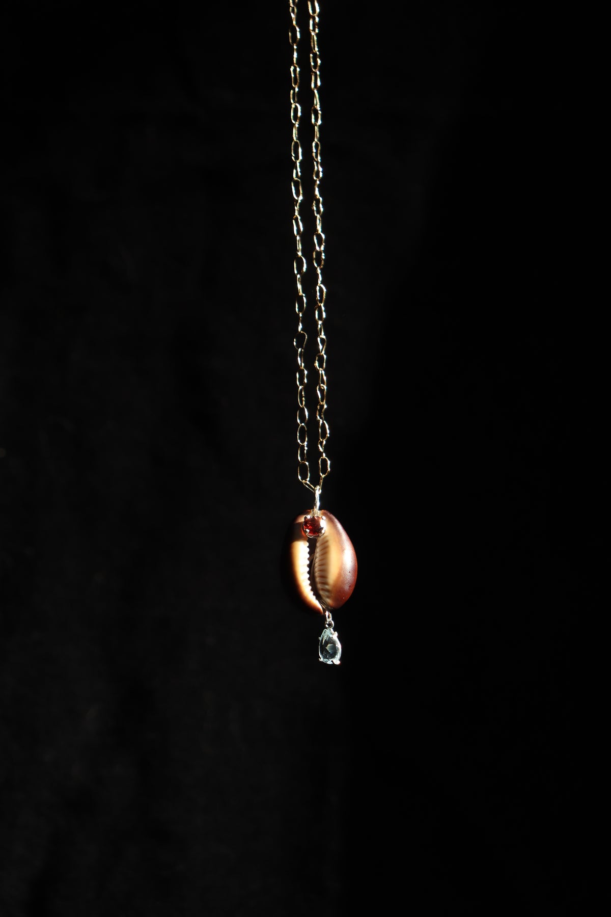 Mairi Millar, Lilith Chain