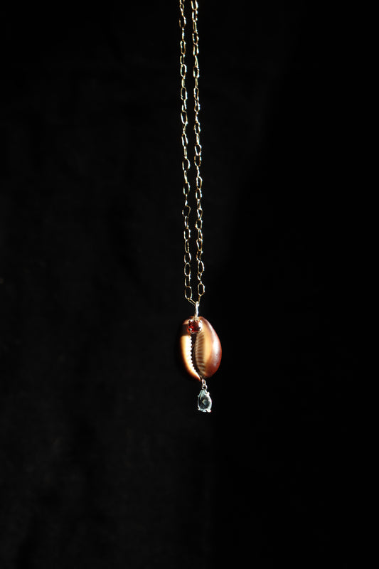 Mairi Millar, Lilith Chain