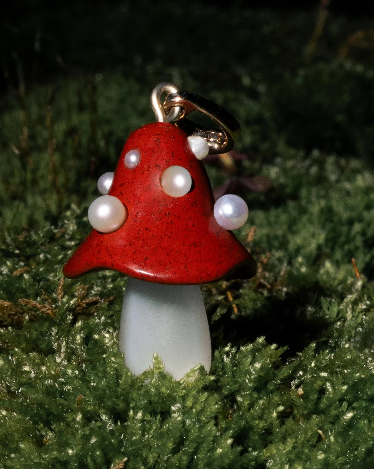 Martina Kocianova, The Toadstool Pendant