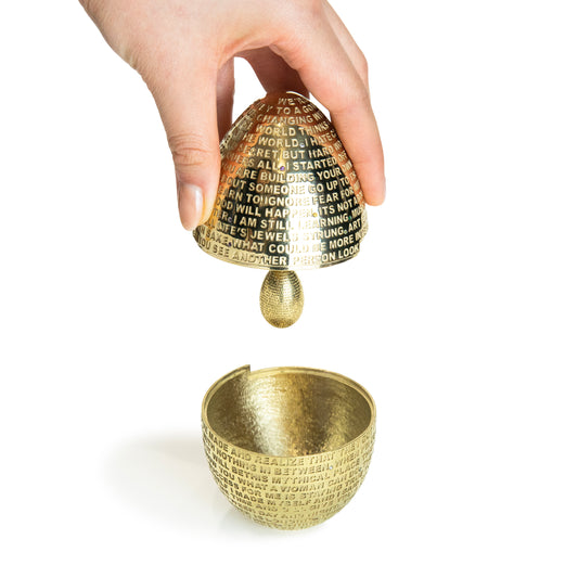 Jet McQuiston, Mythical House of Inspiration Objet D'art  Box & pendant housed within