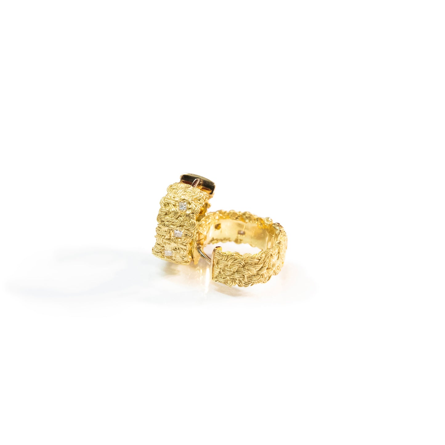 Megan Brown, Diamond Thread Hoops