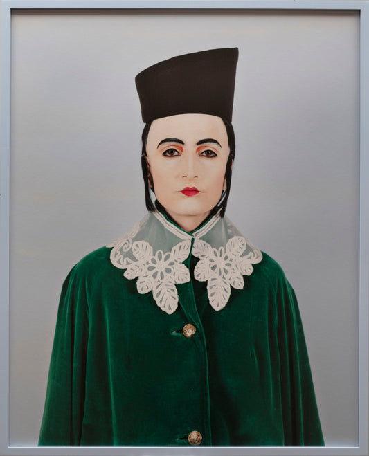 Shirin Fathi, Green Dressed