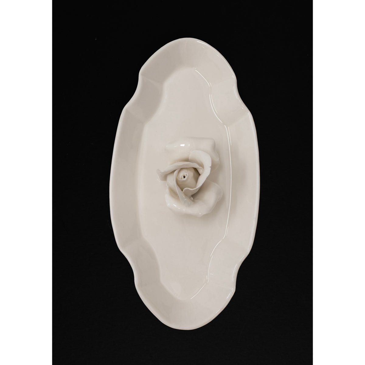 Zoya Smirnova, The Rose Plate 01