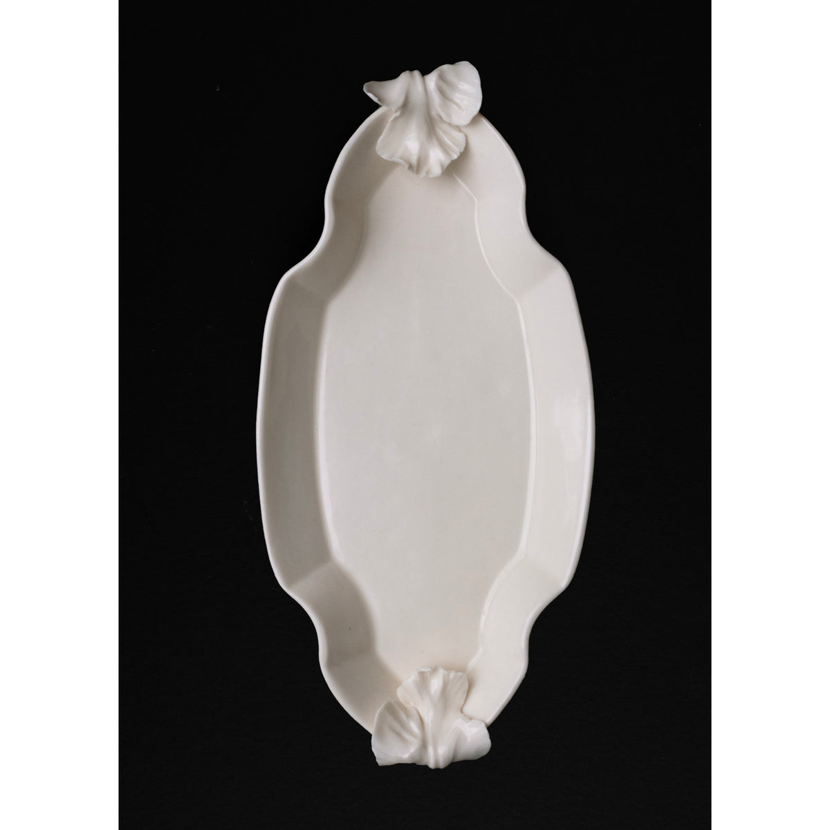 Zoya Smirnova, The Tulip Plate